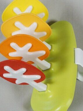 Skip Hop Clacking Clip-on Trees Explore & More Jumpscape Jumper REPLACEMENT TOY